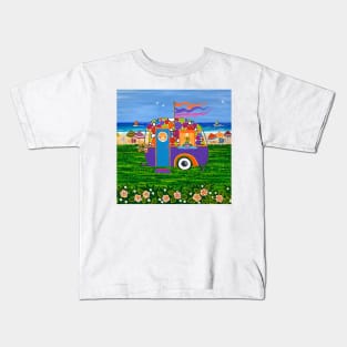 Caravan Holiday Betty-Sue Kids T-Shirt